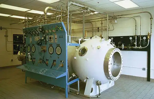 Hyperbaric system.